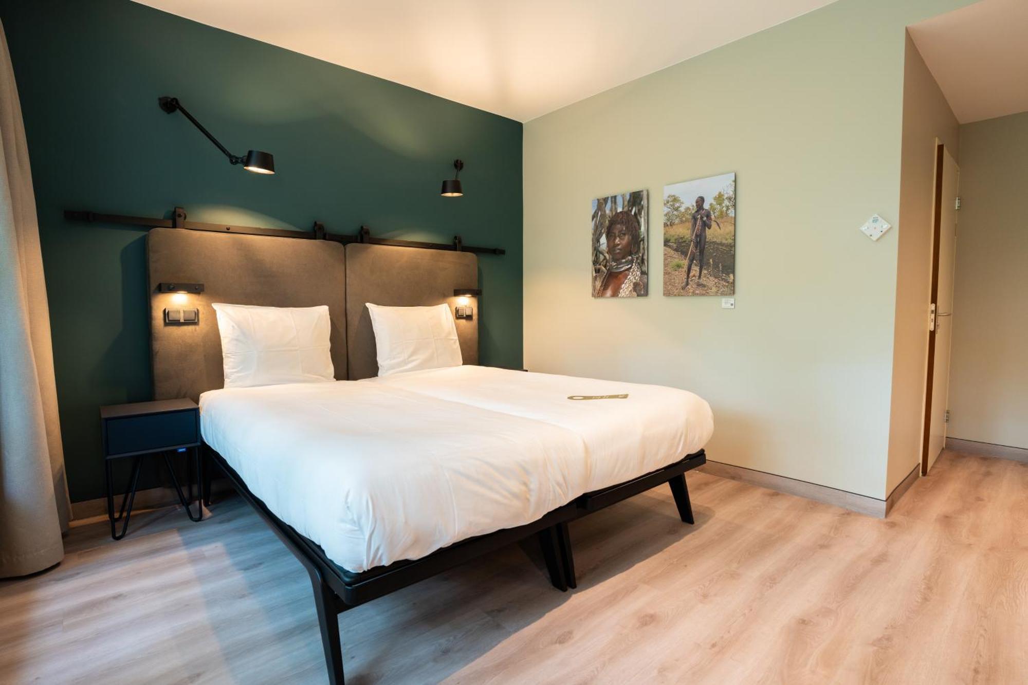 Hotel Kontakt Der Kontinenten Soesterberg Luaran gambar